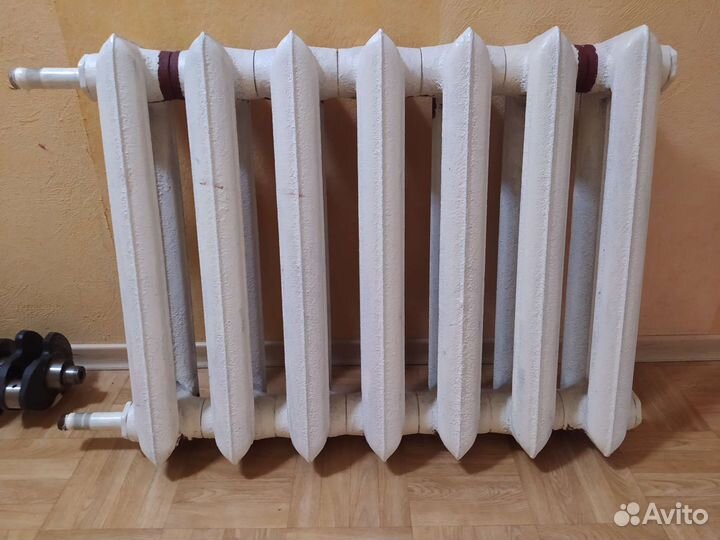Батарея чугунная