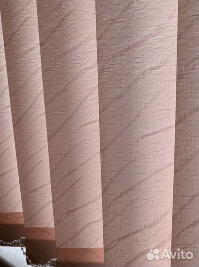 Вертикальные жалюзи в офис