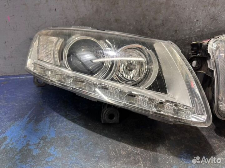 Фары комплект Audi A6 C6 Рест