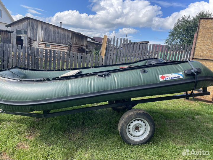 Лодка stingray