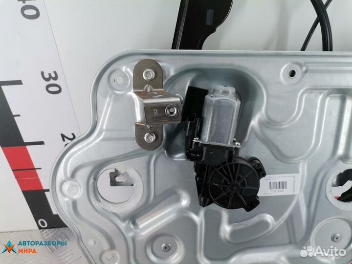 Стеклоподъемник передний правый Nissan Qashqai