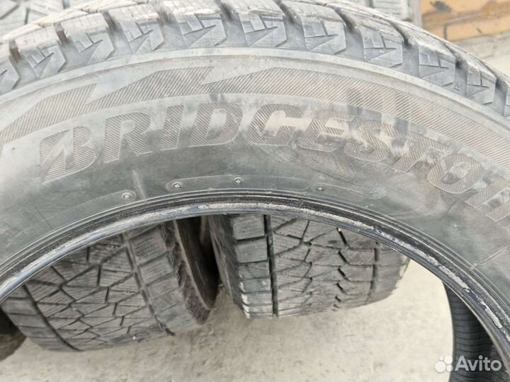 Bridgestone Blizzak DM-V2 225/65 R18