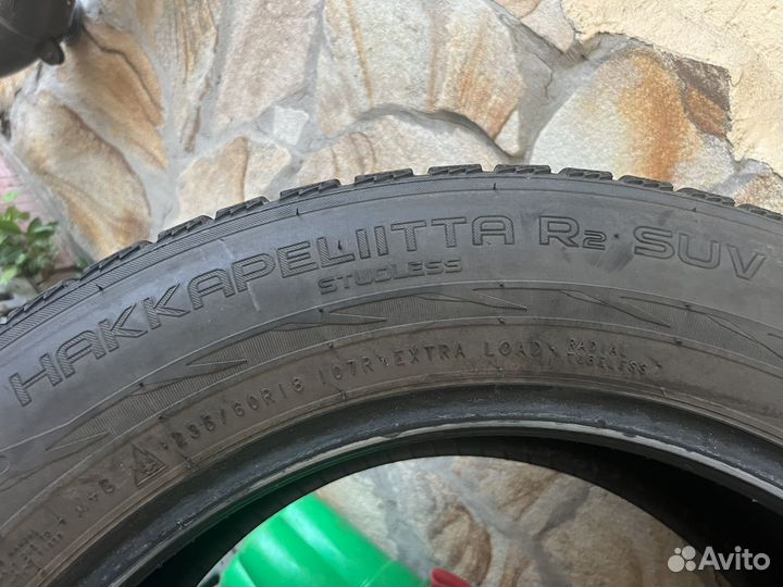 Nokian Tyres Hakkapeliitta R2 SUV 235/60 R18 107R