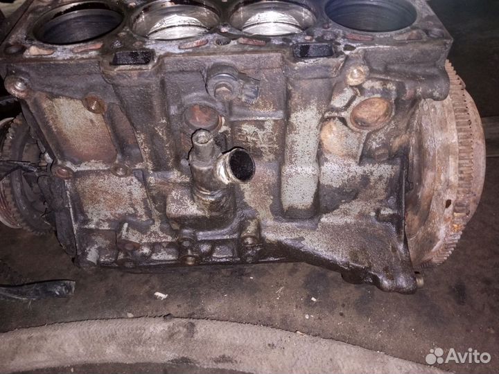 Блок цилиндров калина 1.6