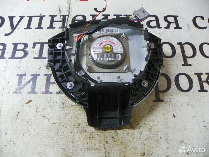 Подушка безопасности в рулевое колесо Nissan X-Tra