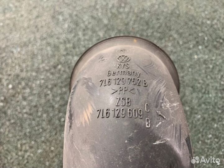 Патрубок воздушный Volkswagen Touareg GP 3.0 BKS