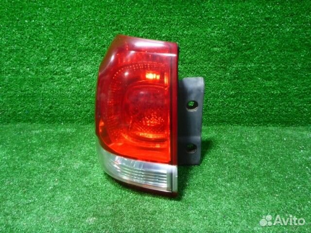 Фонарь левый Toyota Land Cruiser (200) с 2008г