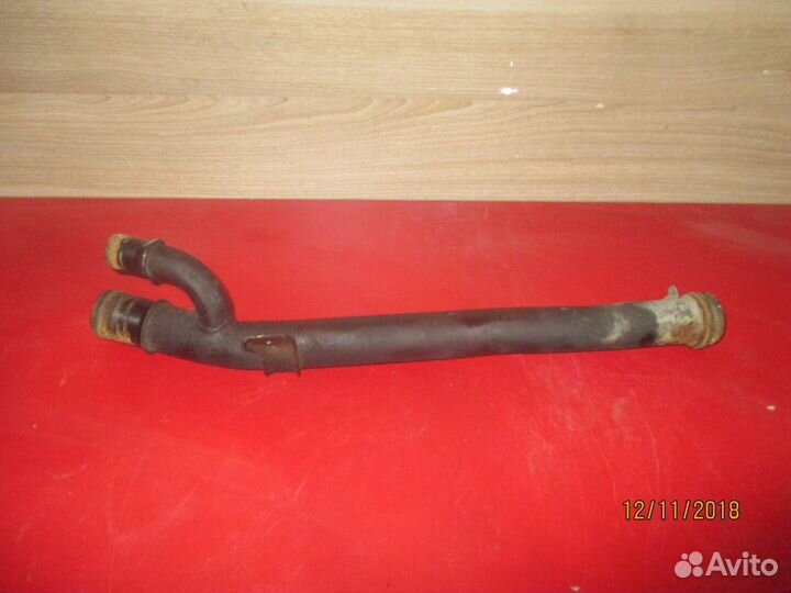 Трубка охлаждающей жидкости металлическая Renault