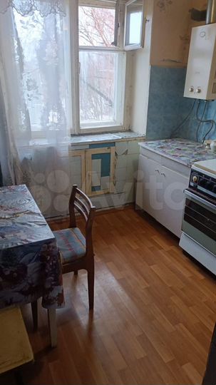 2-к. квартира, 50 м², 5/5 эт.