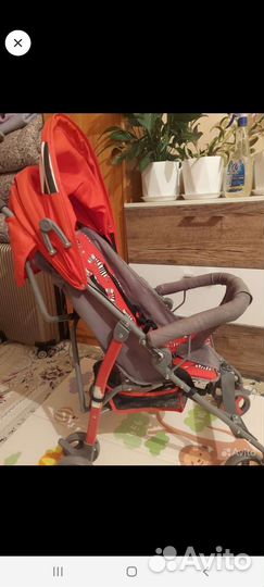 Прогулочная коляска