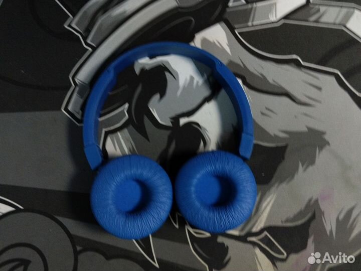 Беспроводные наушники jbl