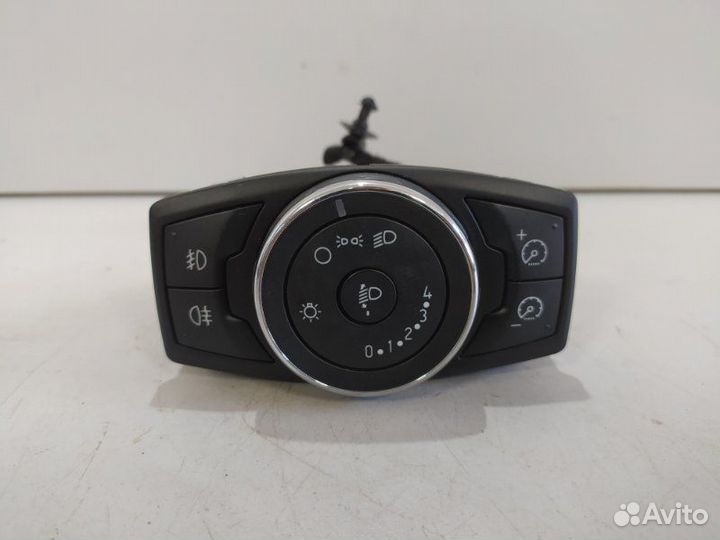 Блок управления светом Ford Focus 3 (дорестайлинг)