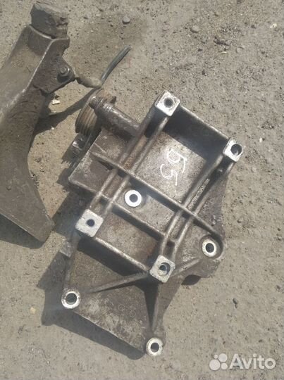 Кронштейн Фольцваген пассат б5