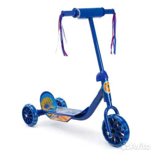 Трёхколёсный самокат