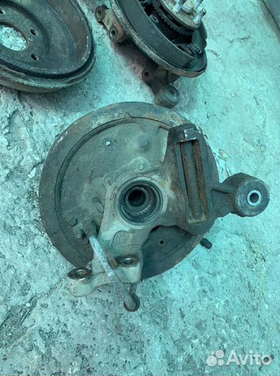 Кулак тормозной задний forester