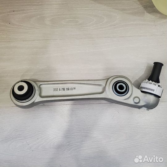 Рычаг нижний BMW F01 F02 новый не китай