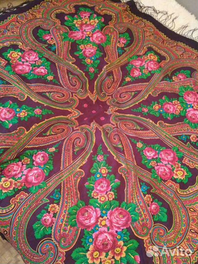 Павлопосадский шерстяной платок