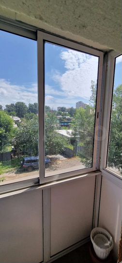 2-к. квартира, 43 м², 3/5 эт.