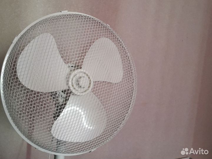 Вентилятор напольный midea