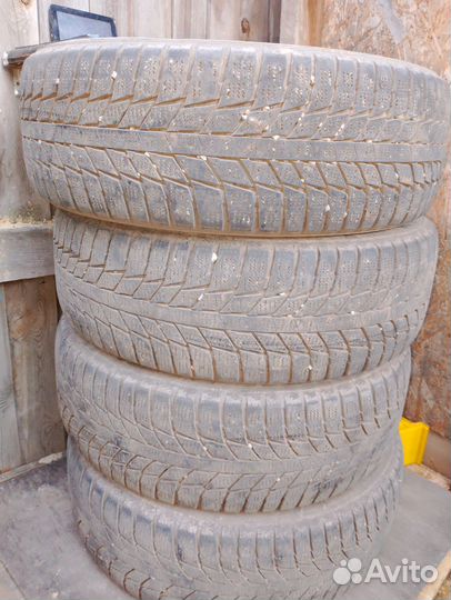 Triangle Snowlink TWT02 205/60 R16 96R