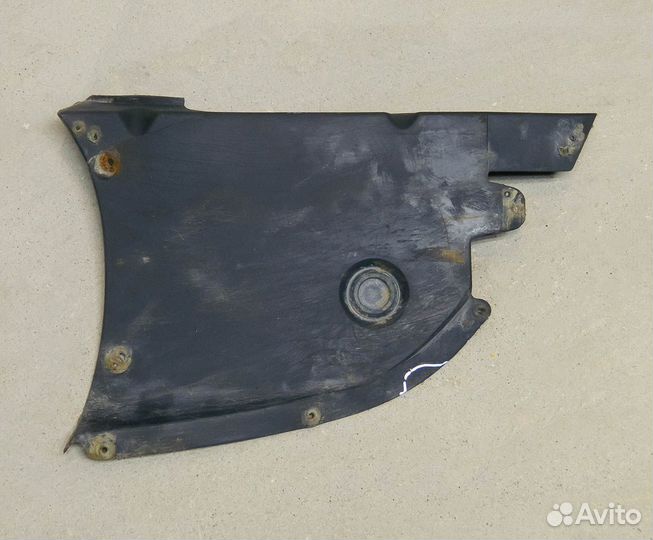 Подкрылок передний левый Peugeot 406 (дефект)