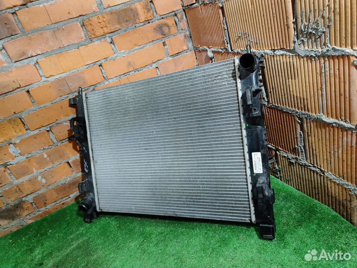 Радиатор охлаждения Renault Duster 1.5dCi