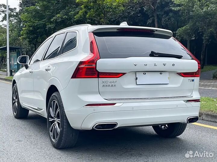 Volvo XC60 2.0 AT, 2021, 35 000 км