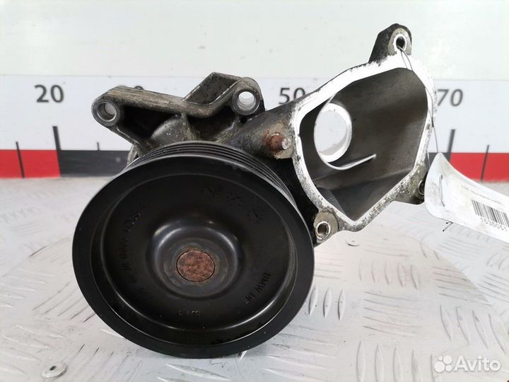 Помпа BMW 3 E46 2003