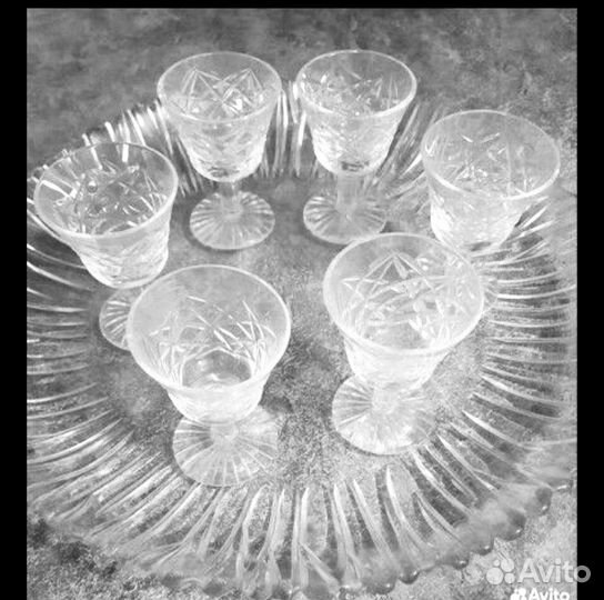 Хрустальные рюмки и бокалы