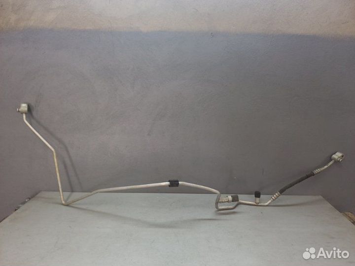 Трубка кондиционера Volkswagen Tiguan 2.0 2012