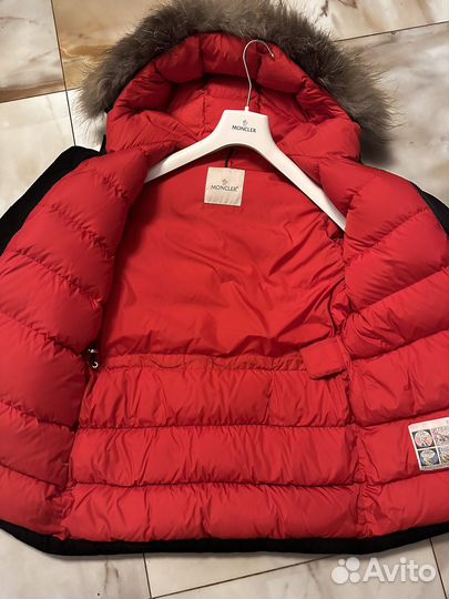 Куртка зимняя Moncler на 10 лет