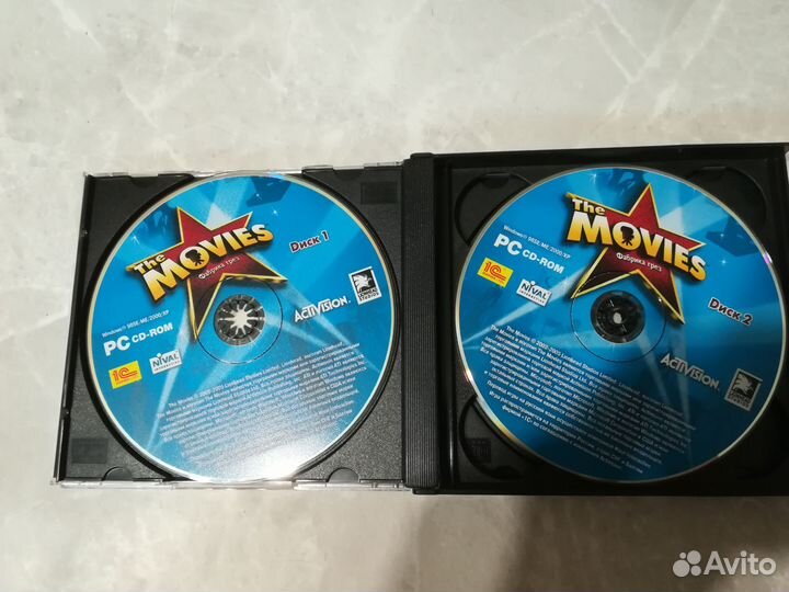 Диск с компьютерной игрой 