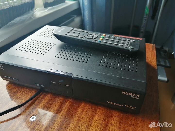 Продам спутниковый ресивер Humax VA-4SD для приёма