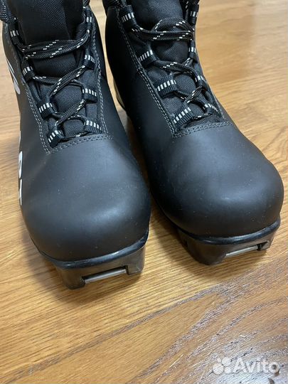 Ботинки для беговых лыж 37