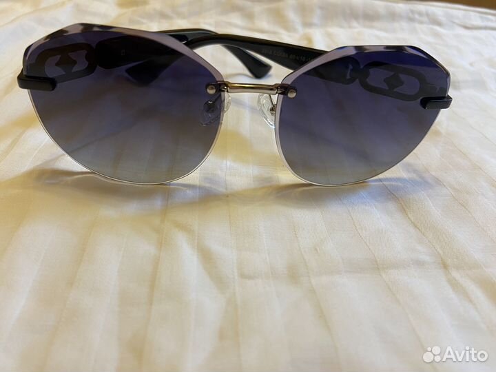 Солнцезащитные очки