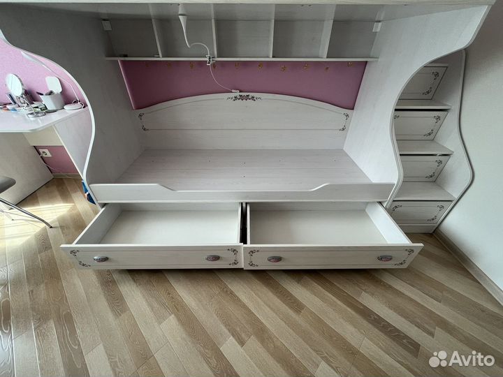 Двухъярусная кровать бу