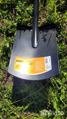 Лопата штыковая fiskars Solid 1026683 116 см