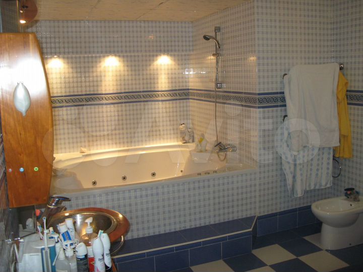 Комната 20 м² в 4-к., 10/13 эт.