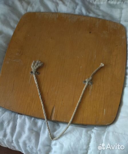 Зеркало настенное с креплениями