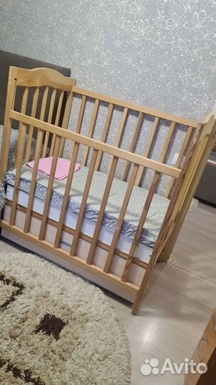 Детская кроватка с ящиком