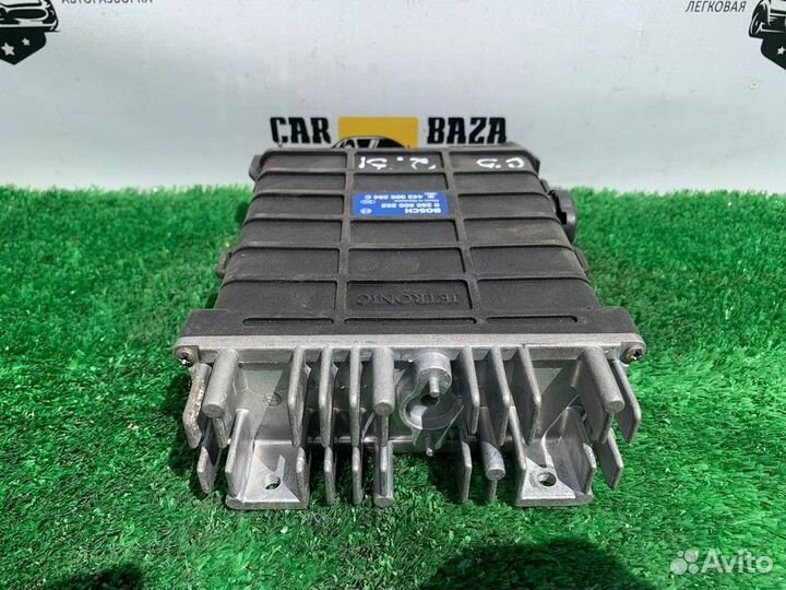 Блок управления двигателем Audi 100