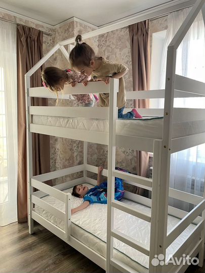 Двухъярусная кровать в наличии от производителя