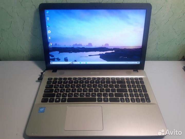 Asus D541SA 15,6 Full HD, SSD, Win 10