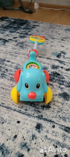 Каталка с ручкой собачка