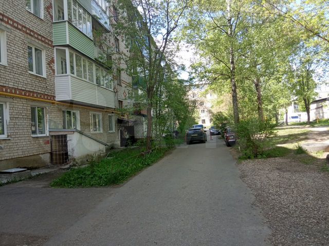 Авито киров калужской недвижимость. Калужская область, калуга, ул. Авито калужская киров квартиры. Гагарина калужской обл. Однуши киров калужская.