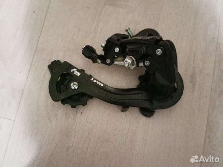 Задний переключатель shimano 6 скоростей