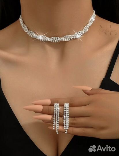 Набор бижутерии колье и серьги
