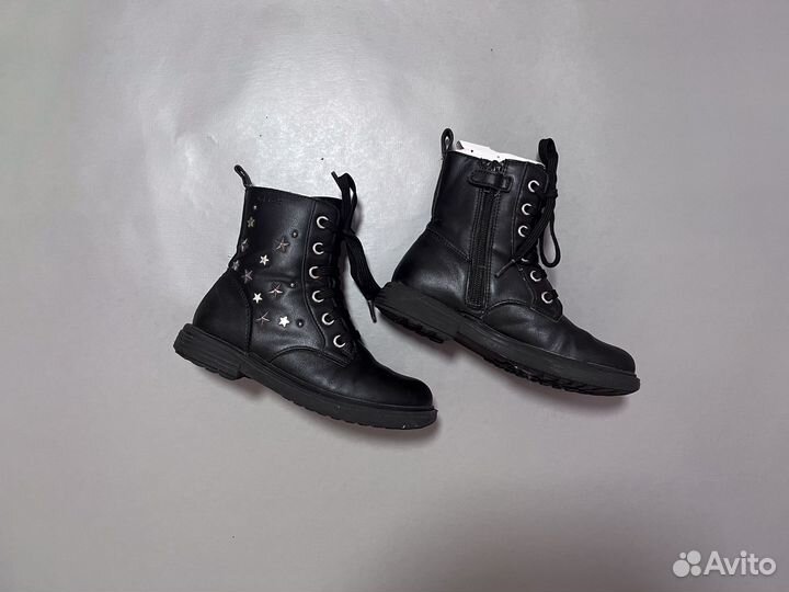 Ботинки для девочки 30р geox