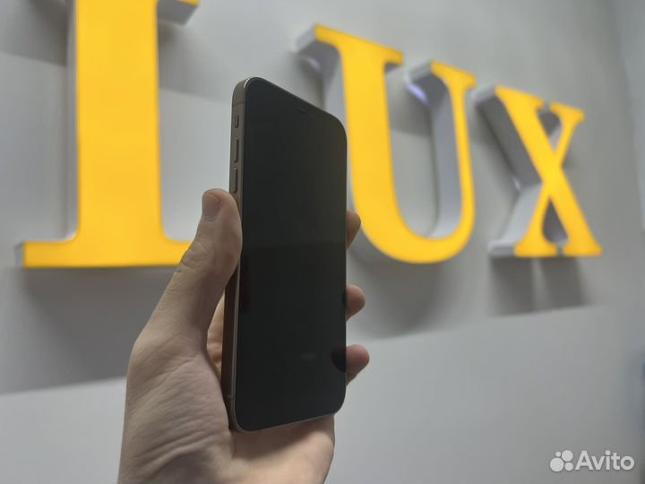 iPhone Xr в корпусе 16 pro/128gb