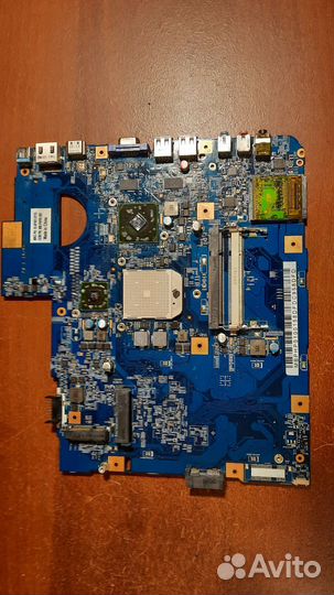 Материнские платы на восстановление и на запчасти